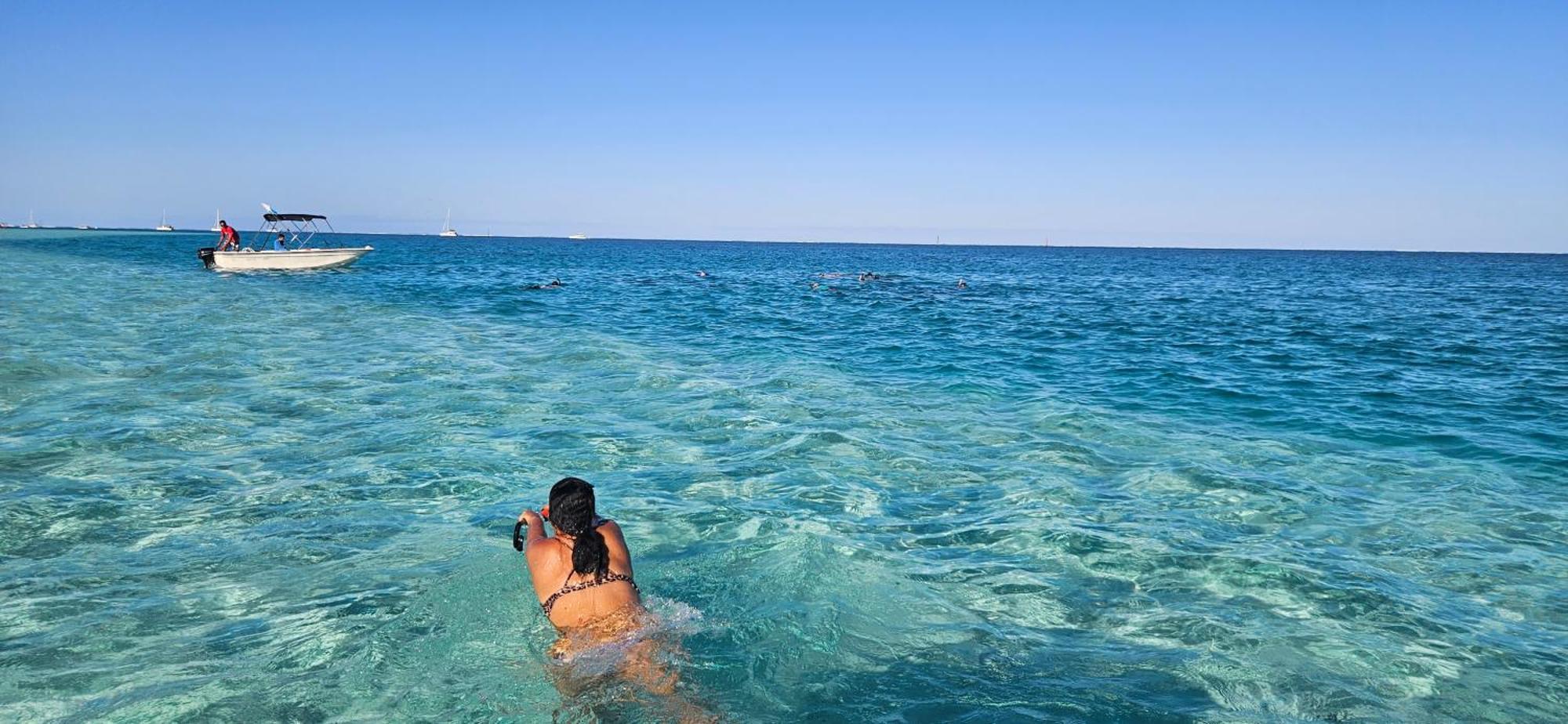 Taria Camping Hotel Te-Fare-Arii Bagian luar foto